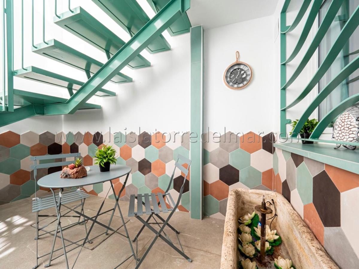 Villa La Isla , Tu Hogar En Torre Del Mar. Esterno foto